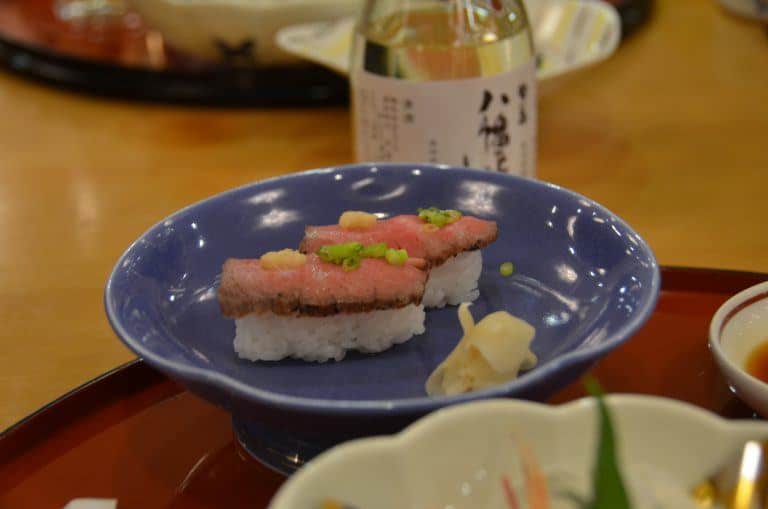 Hachimantai, Hachimantai Heights – beef sushi, Apr.2017 (Iwate)