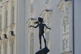 una scultura a Brno