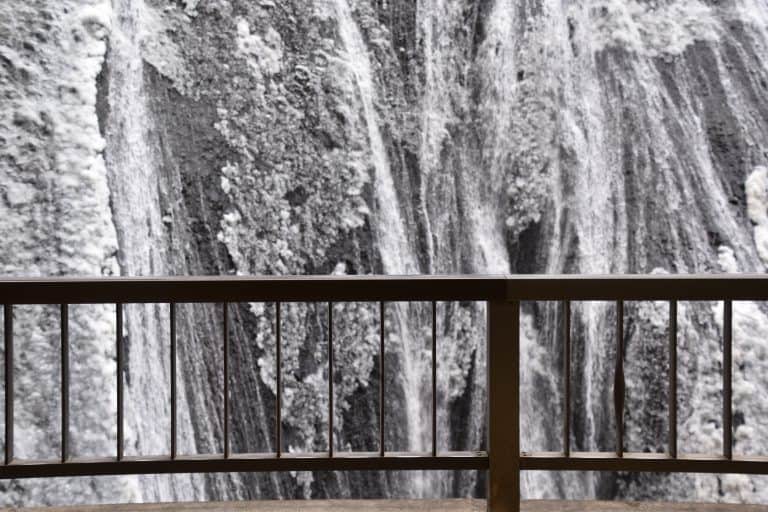 Fukuroda, the waterfall – waterfall and fence, Dec.2017 (Ibaraki)