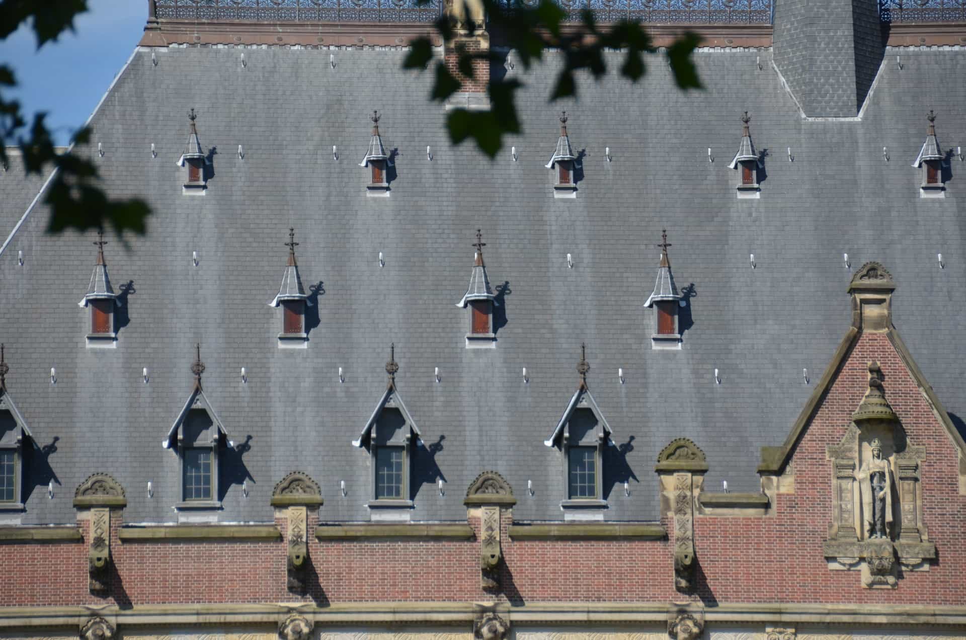 The Hague is the practical capital city