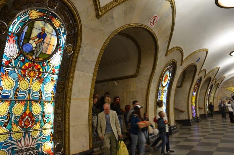 Moscow metro – people at Novoslobodskaya, Aug.2017 (Moscow)