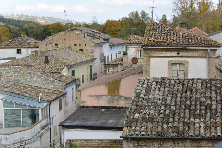 Fara Filiorum Petri – houses of the village, Nov.2017 (Abruzzo)