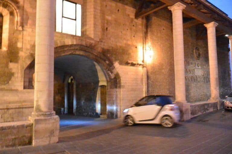 Guardiagrele, Santa Maria Maggiore – road in the building, Nov.2017 (Abruzzo)