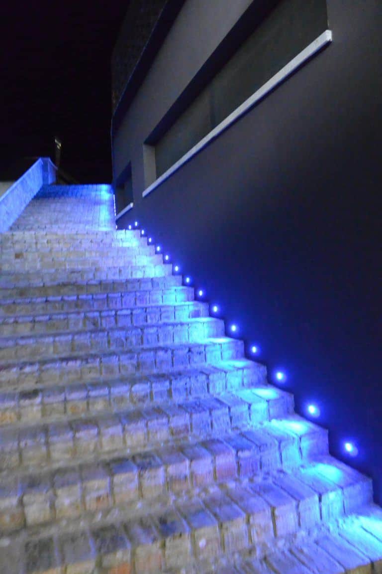 Ripa Teatina, Tenuta di Sipio – blue staircase, Nov.2017 (Abruzzo)