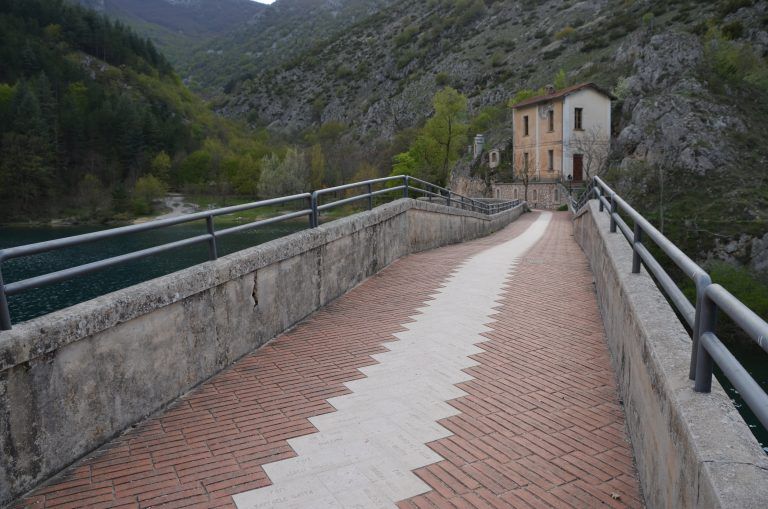 San Domenico grotto (2) (アブルッツォ)