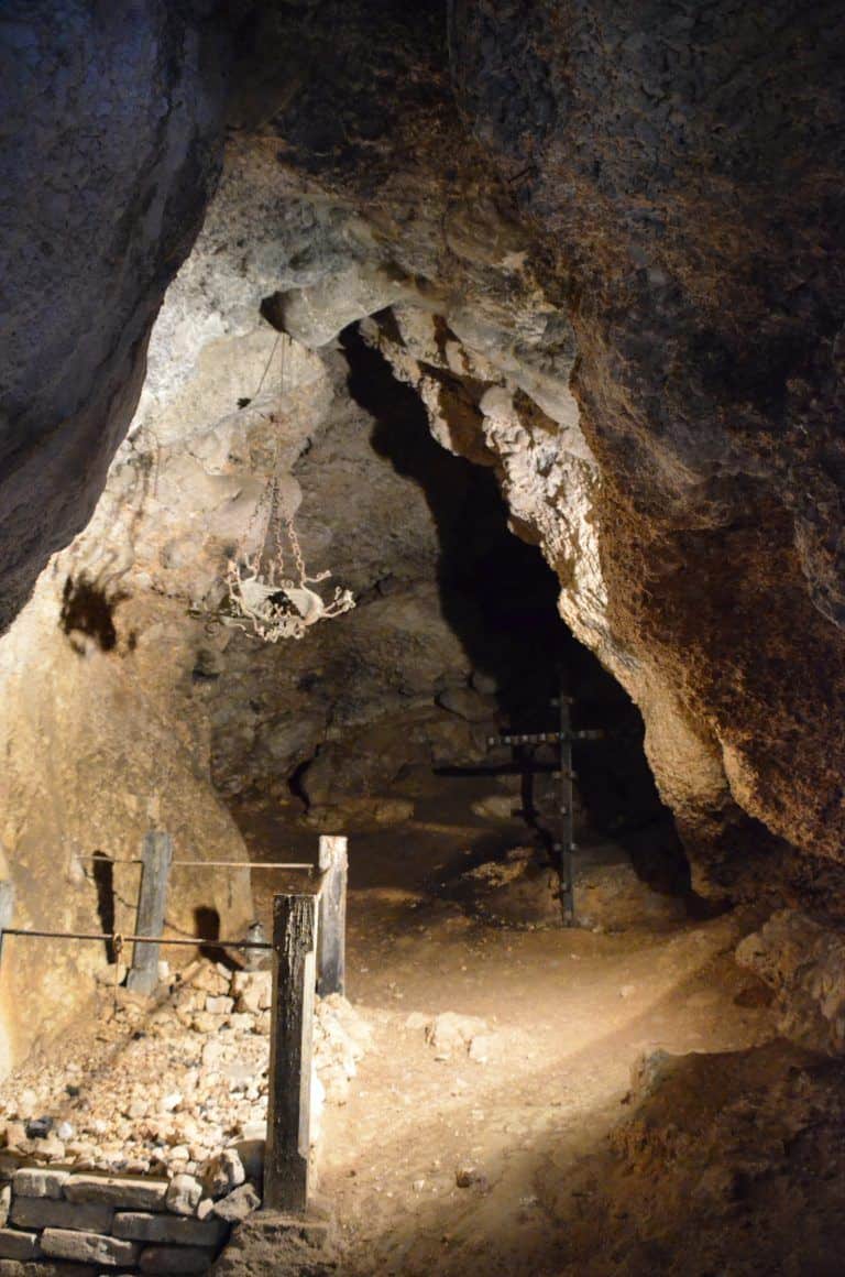 San Domenico grotto (4) (Abruzzo)