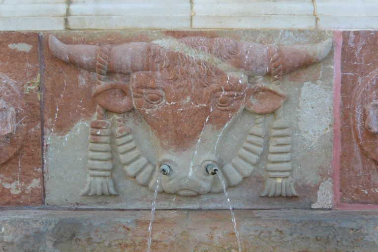 Antequera – bull fountain, Feb.2018 (Antequera) (Andalucia)