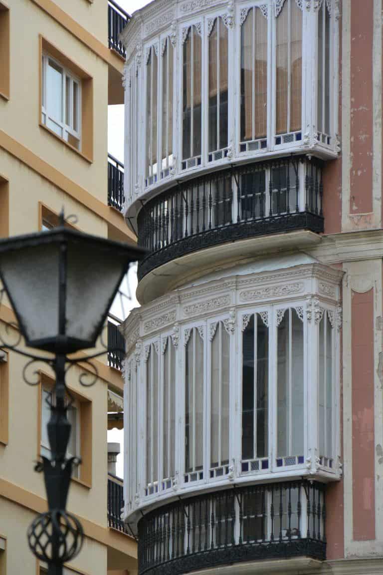 Malaga – lamp and windows, Feb.2018 (Malaga) (Andalusia)