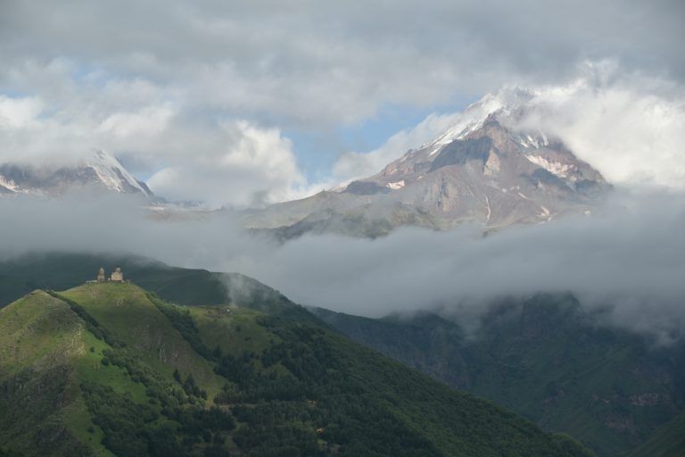 Kazbegi (31) (ステパンツミンダ（カズベギ）)