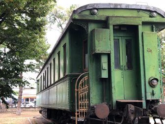 博物館のの敷地内に展示された専用列車