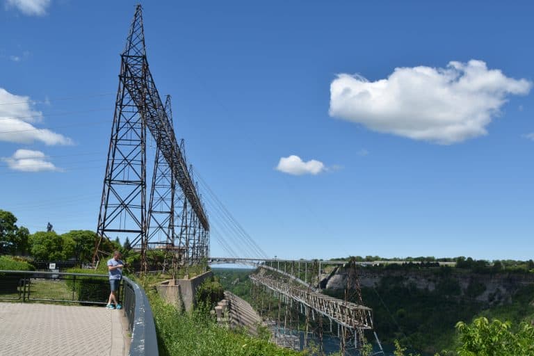 Niagara (43) (Niagara)