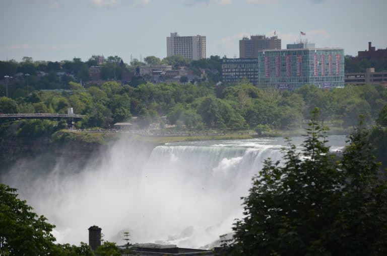 Niagara (60) (Niagara)