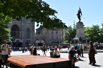 Canada-Montreal-PLace d'Armes-people-statue of Paul Chomedey de Maisonneuve