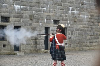 Canada-Halifax-Citadel-firing the gun-soldier
