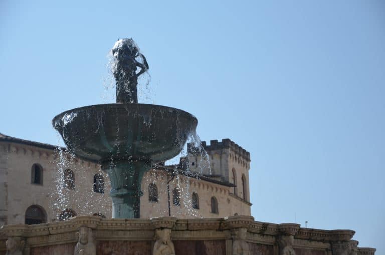 Perugia (51) (Umbría)