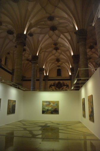Spain-Zaragoza-La Lonja-inside-exhibition-ceiling