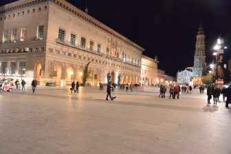 Spain-Zaragoza-Plaza del Pilar-night-people