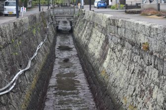 日本　九州　熊本県　世界遺産　三角西港　水路