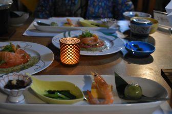 日本　九州　大分県　由布院　宿　「小鳥のたより」　夕食