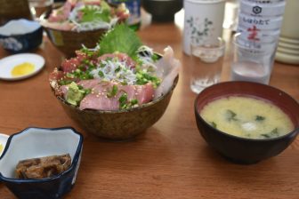 Giappone-Kanagawa-Miura-Jogashima-isola-Magurodon-ristorante