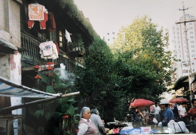 Kumning-China-Comida-Mercado-Callero