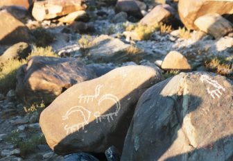 Pakistan-Gilgit-rock-carving-ancient