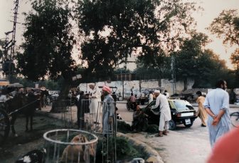 Pakistan-Rawalpindi-street-people-car-horse