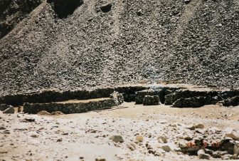 Pakistan-near Sust-fence-stones