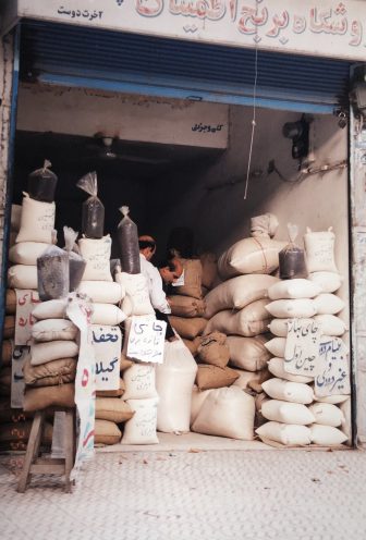 Iran-Lahijan-rice shop