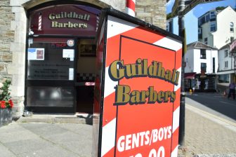 England-Cornwall-Looe-barbershop 