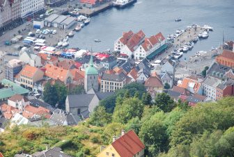 ノルウェー　ベルゲン　フロイエン山　港の景色