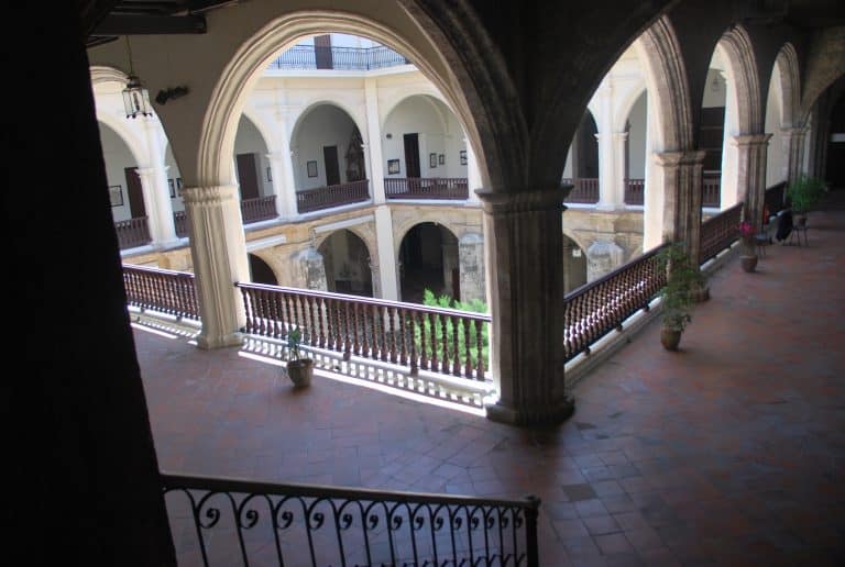 Havana (30) (Havana)