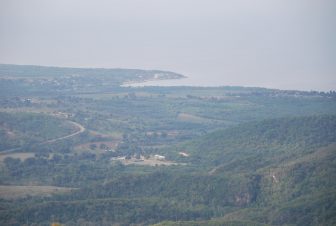 キューバのトペス・デ・コランテスの山からの眺め