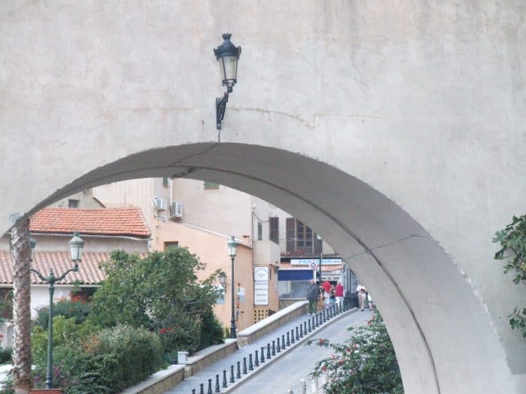 Calvi (23) (コルシカ島)