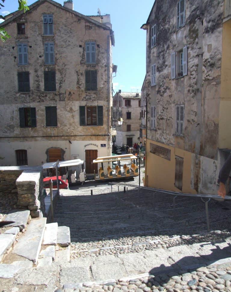 Corte (39) (コルシカ島)