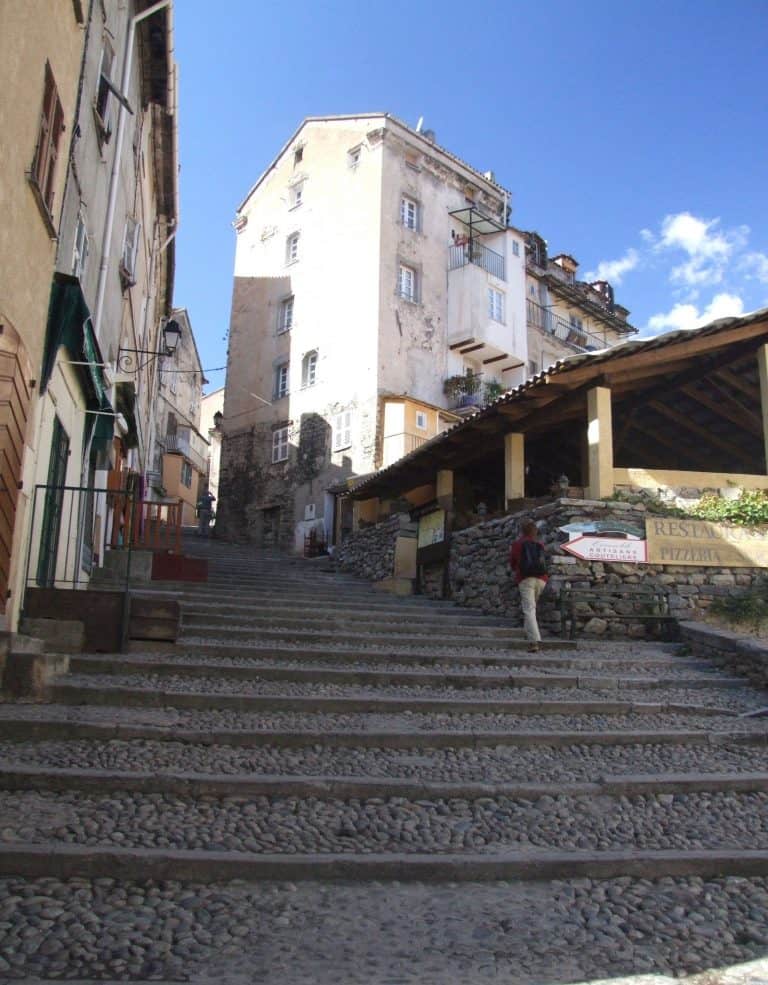 Corte (45) (コルシカ島)