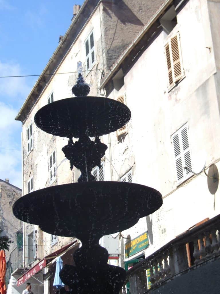 Corte (46) (コルシカ島)
