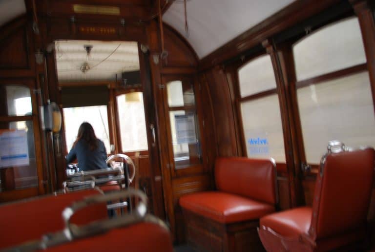tranvía-antiguo-Oporto-Portugal