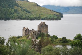 Eilean Donan dalla collina