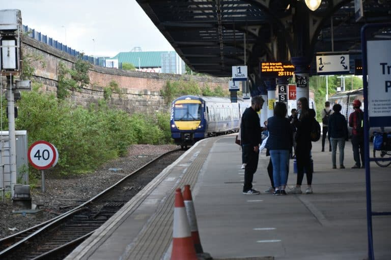 Dundee (1)