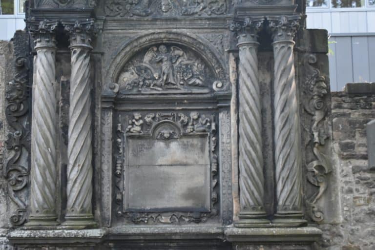 Edinburgh 4thday, graveyard tour (9)