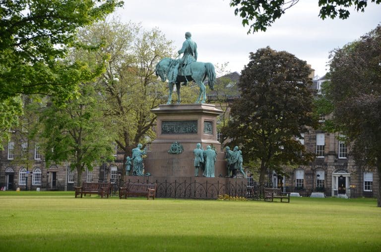 Edinburgh new town walk (10)