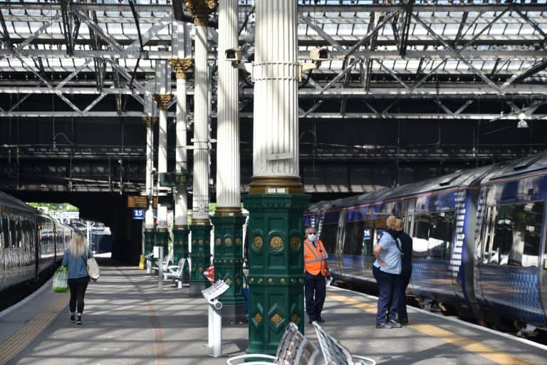 Edinburgh station (3)
