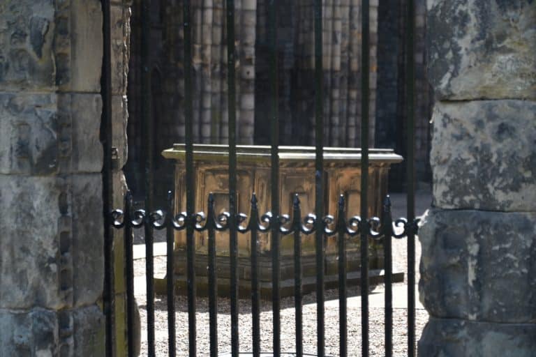 Holyroodhouse Palace (38)