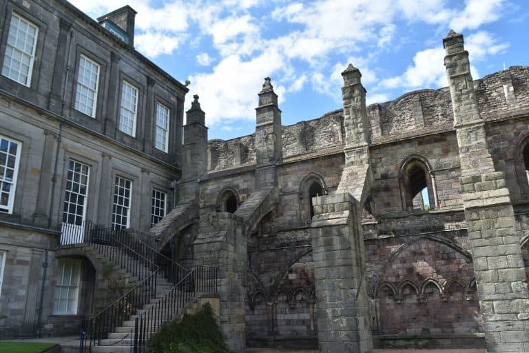Holyroodhouse Palace (40)