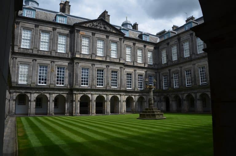 Holyroodhouse Palace (6)