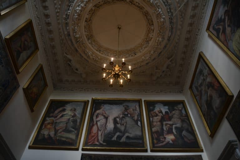 Holyroodhouse Palace (9)