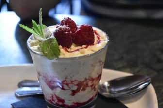 un dolce, specialita' scozzese il Cranachan