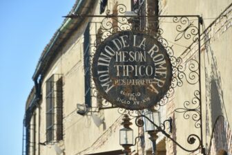 the sign of Carmona's restaurant, Molino de la Romera