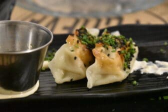 カルモナのレストラン、Restaurante La Cuevaの餃子